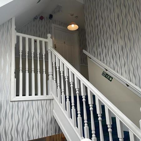 Castle View Accommodation Инвернес Екстериор снимка